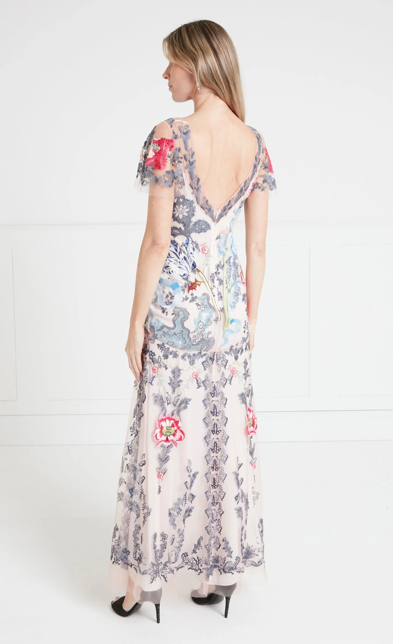 Bilbao Gown - Rosewater - Image 4