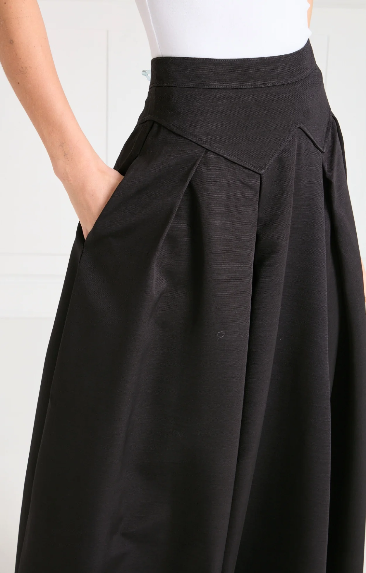Elodie Full-Length Skirt - Black - Image 5