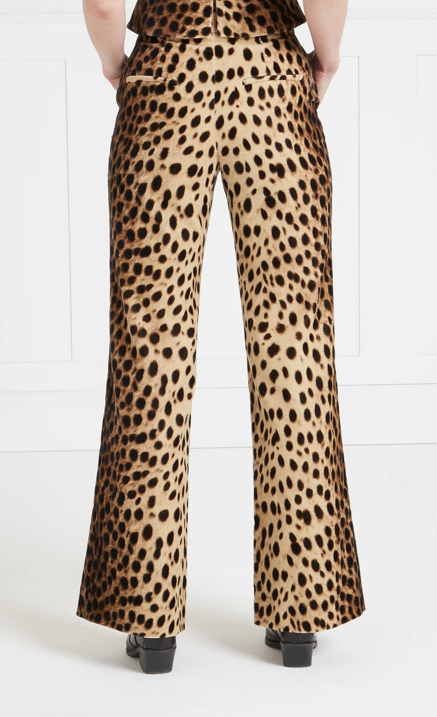 Nemera Velvet Trousers - Leopard Print - Image 3