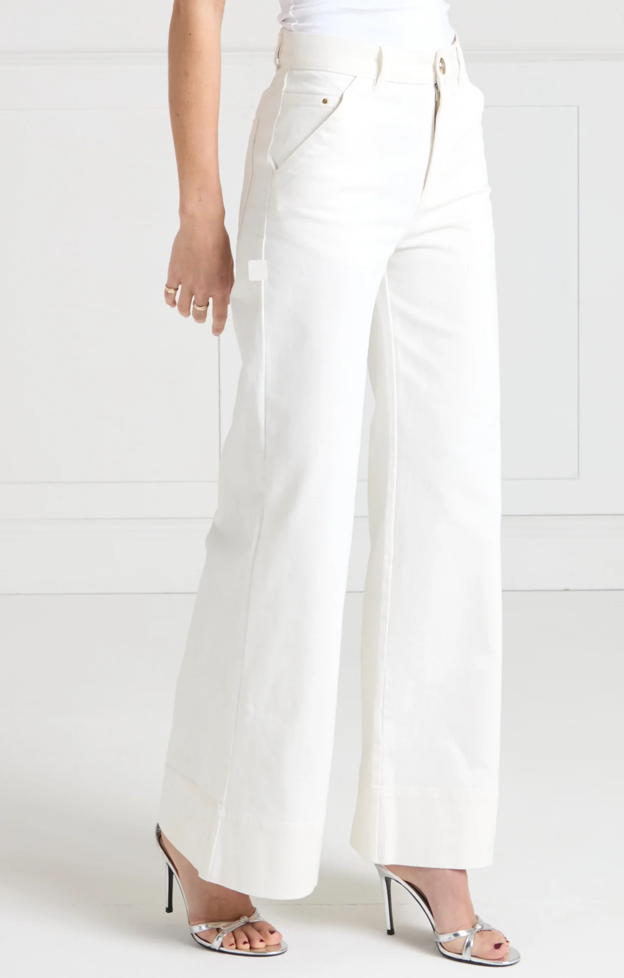Raquel Wide-Leg Jean - White - Image 3
